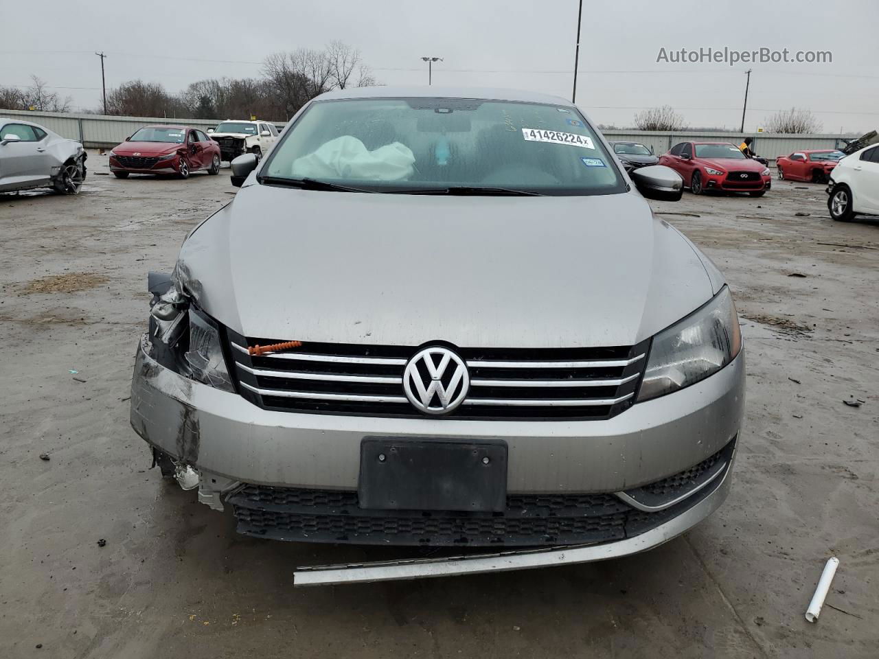 2013 Volkswagen Passat S Silver vin: 1VWAH7A32DC029127