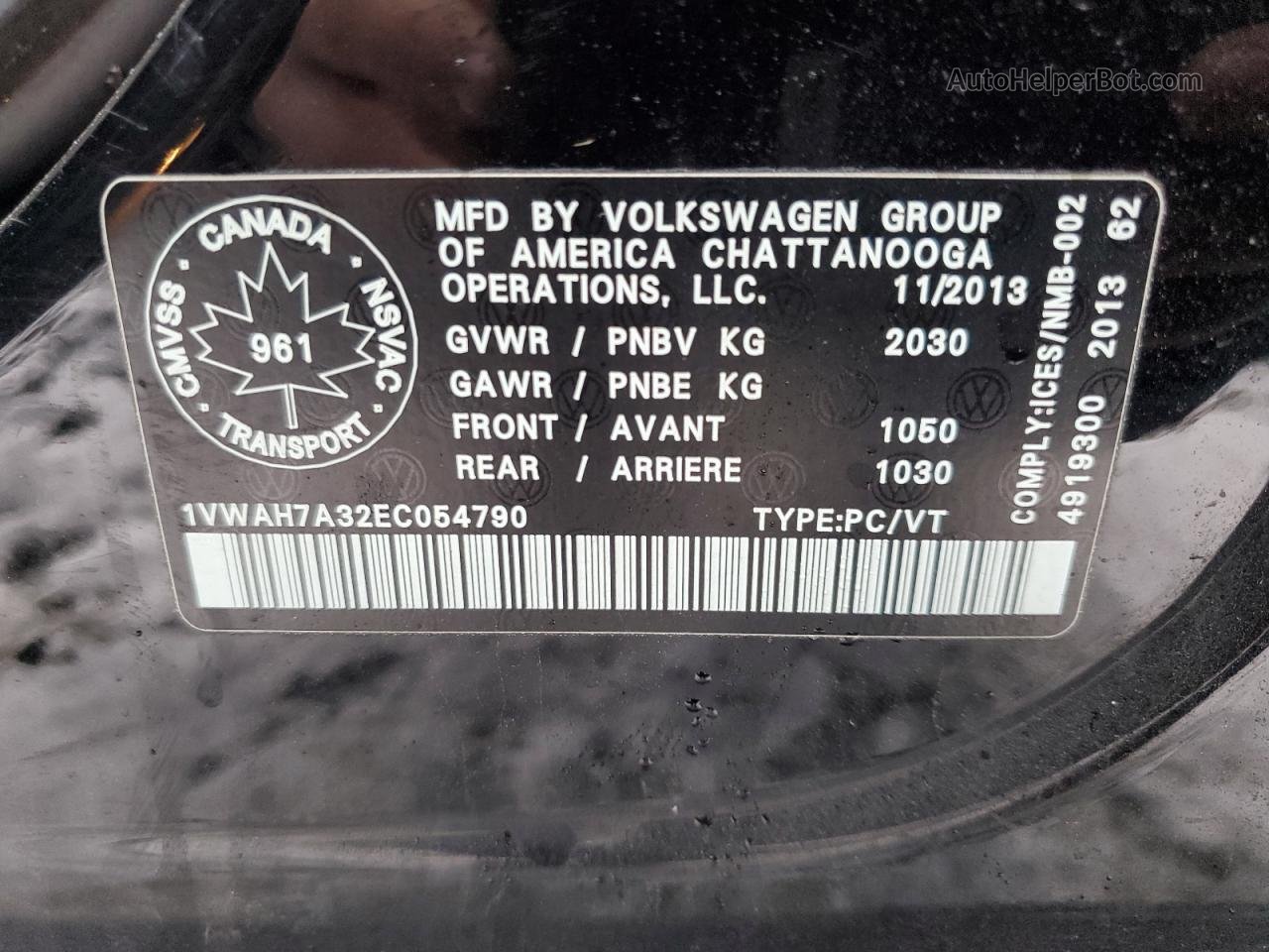 2014 Volkswagen Passat S Черный vin: 1VWAH7A32EC054790