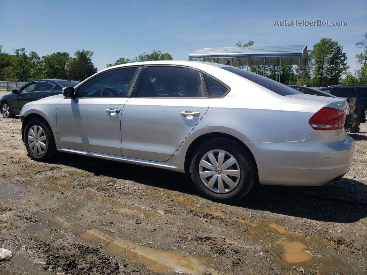 2013 Volkswagen Passat S Silver vin: 1VWAH7A34DC039514