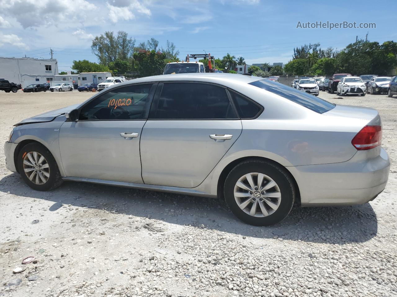 2013 Volkswagen Passat S Silver vin: 1VWAH7A34DC147972