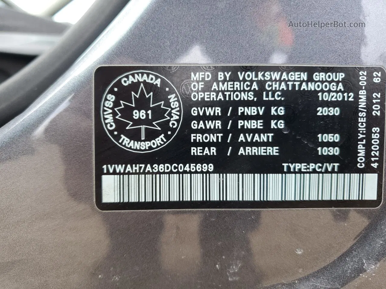 2013 Volkswagen Passat S Серебряный vin: 1VWAH7A36DC045699