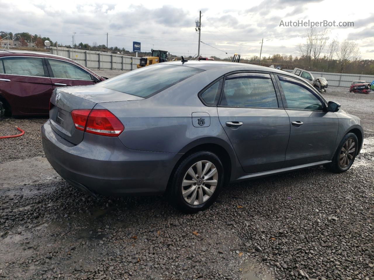 2013 Volkswagen Passat S Серый vin: 1VWAH7A37DC001064