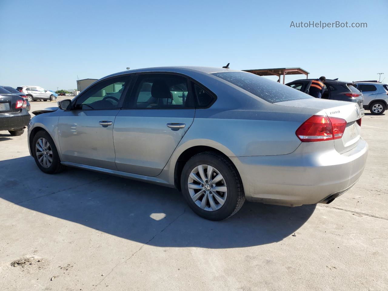 2013 Volkswagen Passat S Silver vin: 1VWAH7A37DC125108