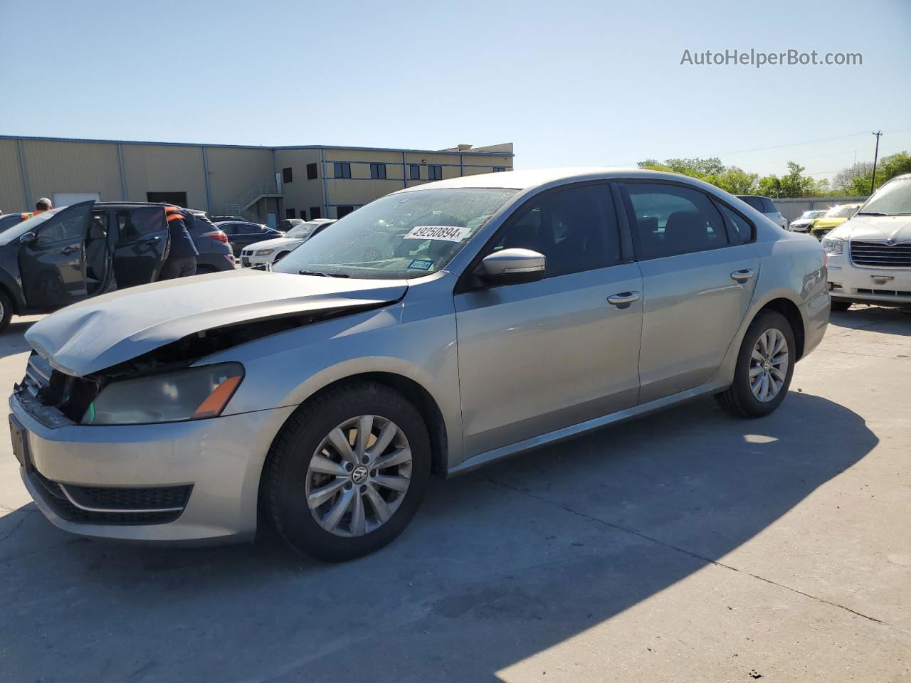 2013 Volkswagen Passat S Silver vin: 1VWAH7A37DC125108