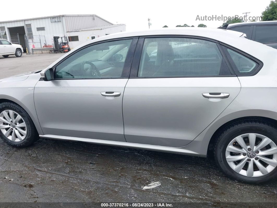 2013 Volkswagen Passat Wolfsburg Edition Silver vin: 1VWAH7A38DC151393