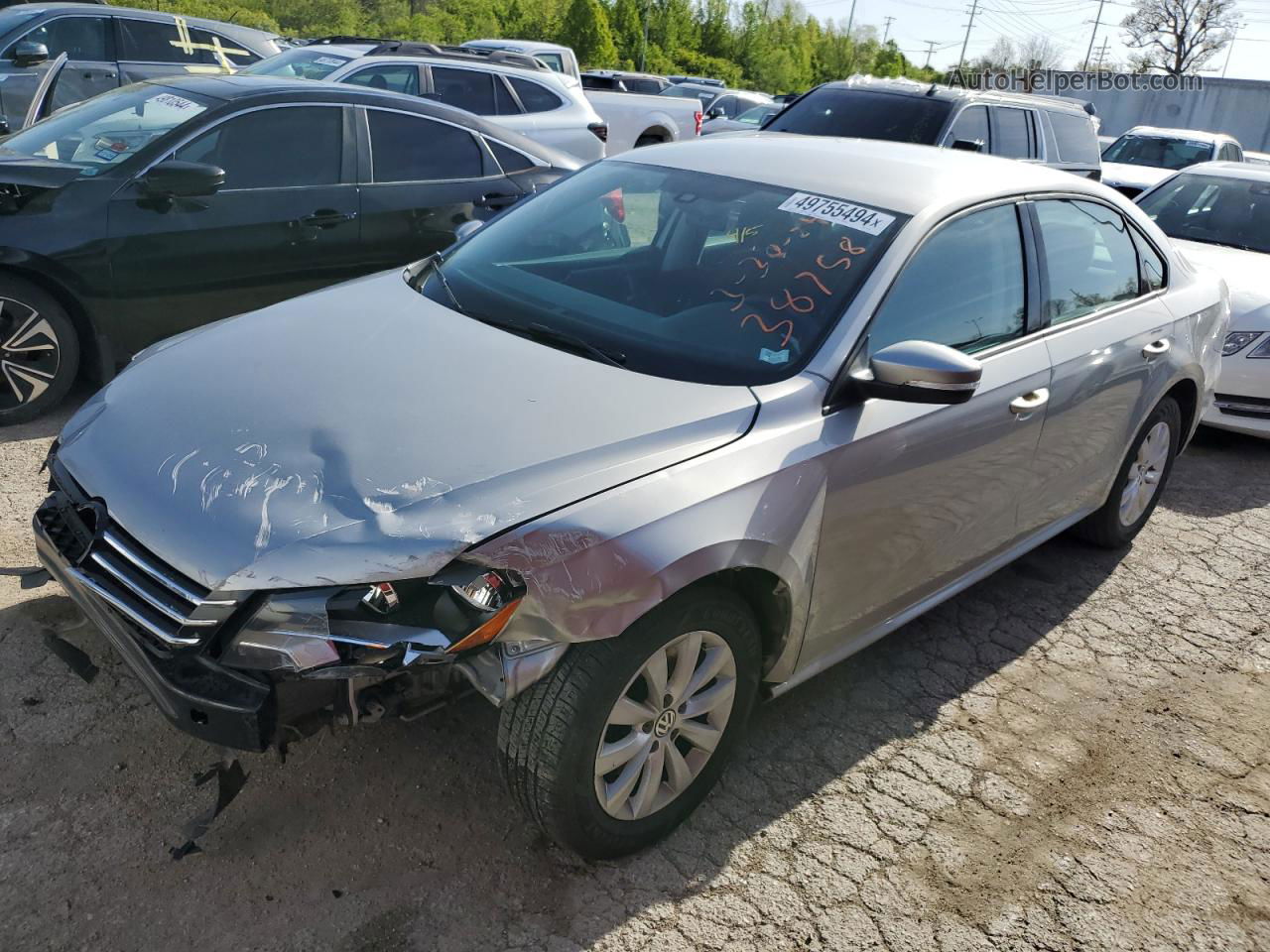 2013 Volkswagen Passat S Серебряный vin: 1VWAH7A3XDC074719