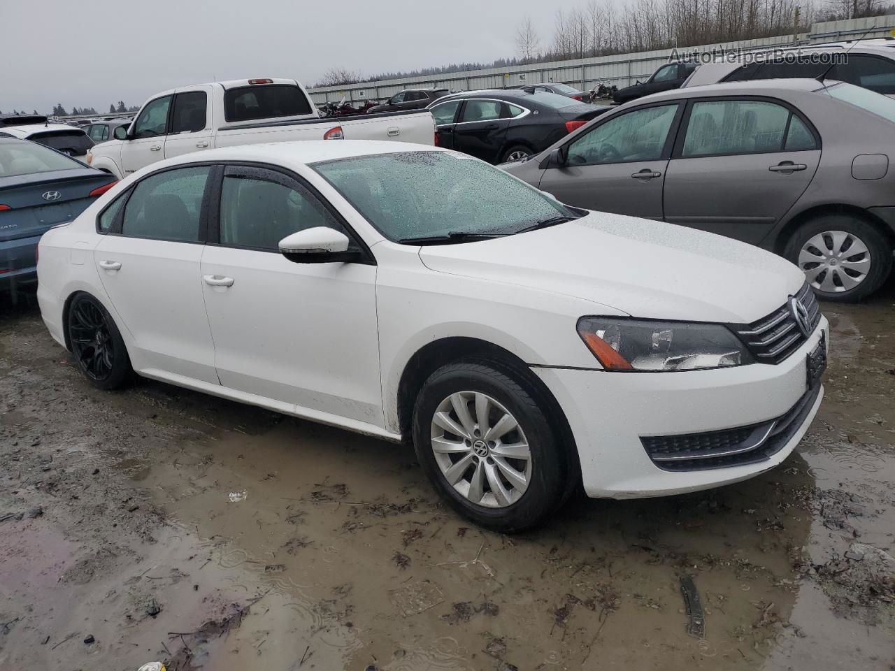 2012 Volkswagen Passat S White vin: 1VWAP7A30CC006267