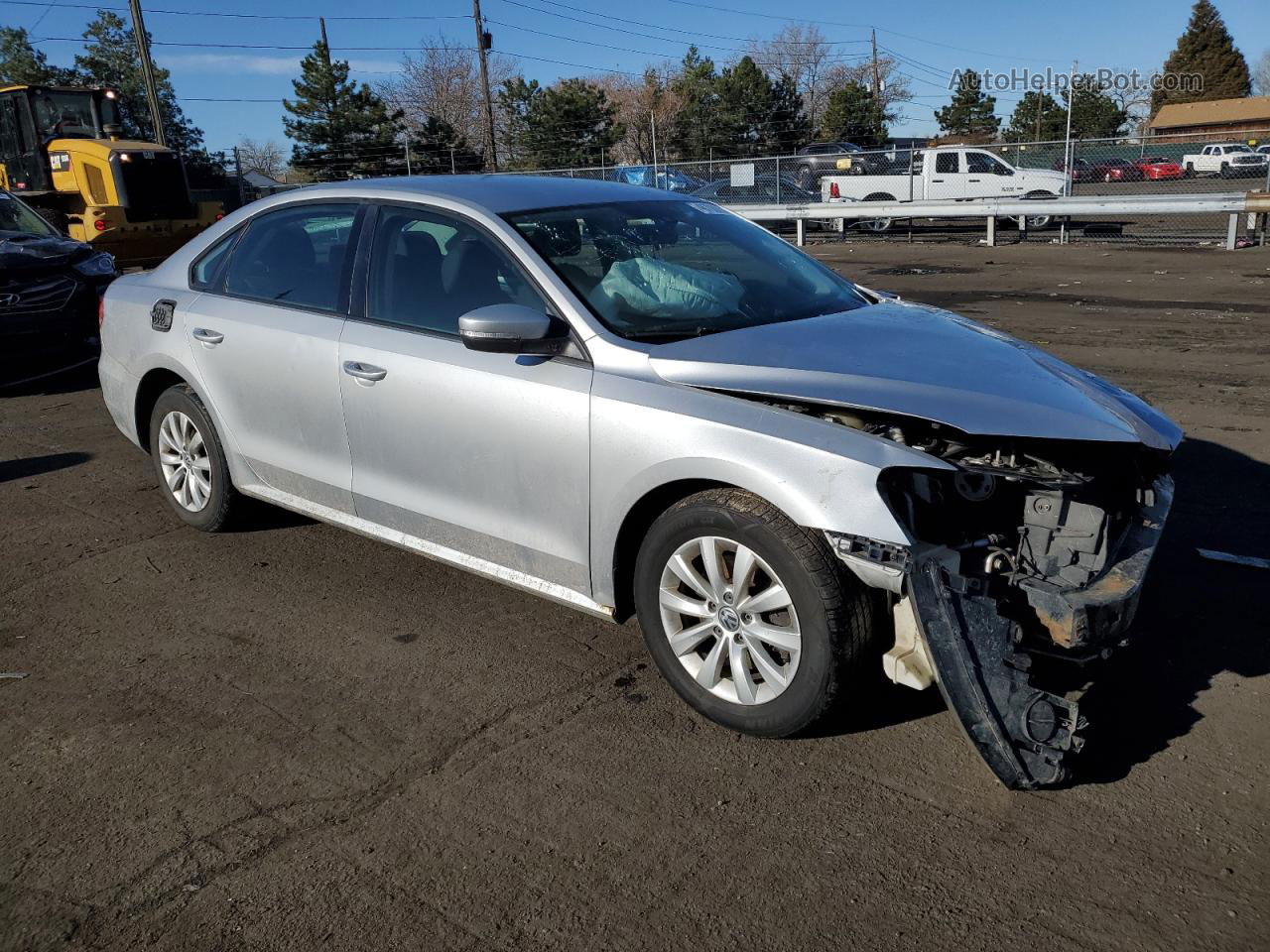 2013 Volkswagen Passat S Silver vin: 1VWAP7A30DC058502