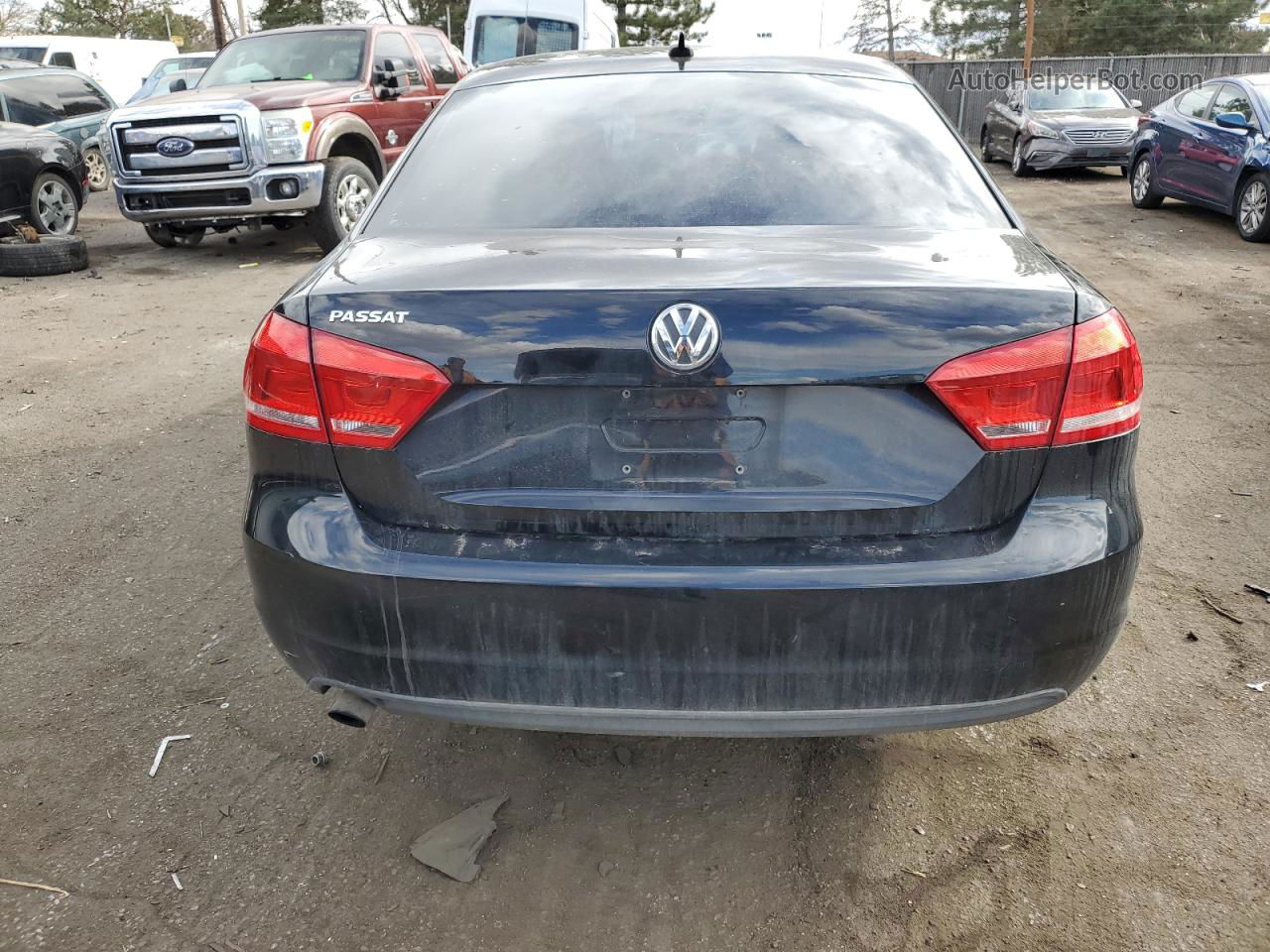 2014 Volkswagen Passat S Черный vin: 1VWAP7A30EC020401