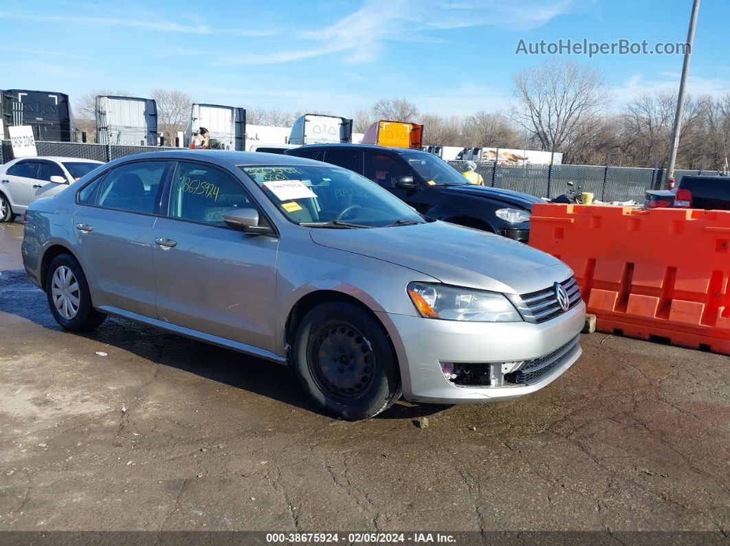 2012 Volkswagen Passat 2.5l S Silver vin: 1VWAP7A31CC019772