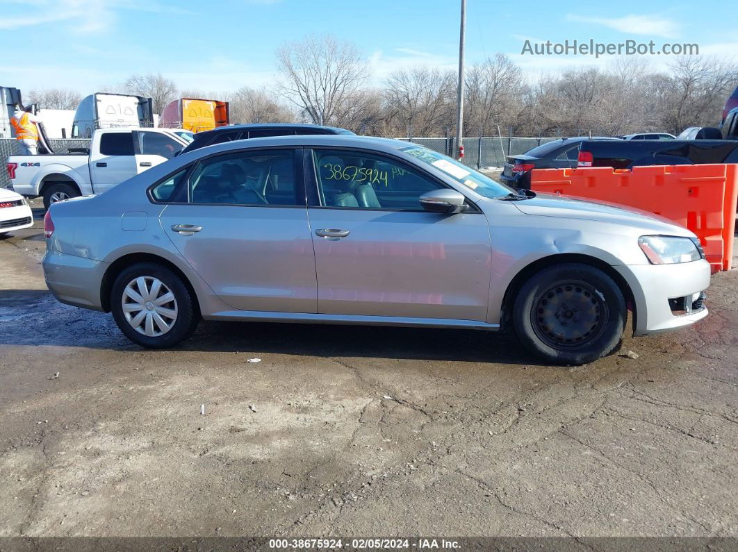 2012 Volkswagen Passat 2.5l S Silver vin: 1VWAP7A31CC019772