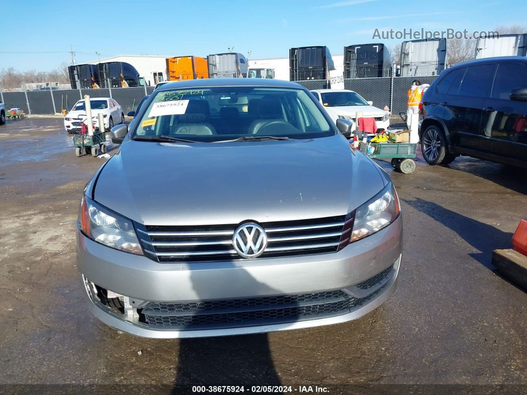 2012 Volkswagen Passat 2.5l S Silver vin: 1VWAP7A31CC019772