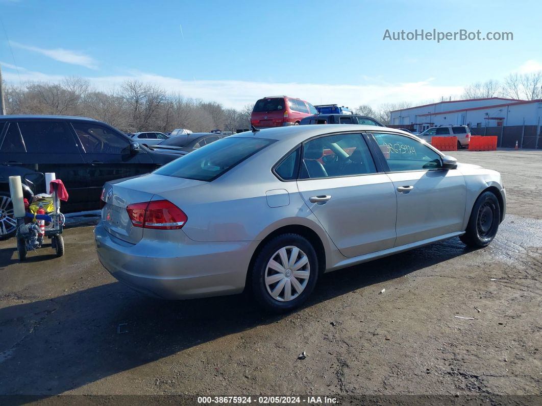 2012 Volkswagen Passat 2.5l S Silver vin: 1VWAP7A31CC019772