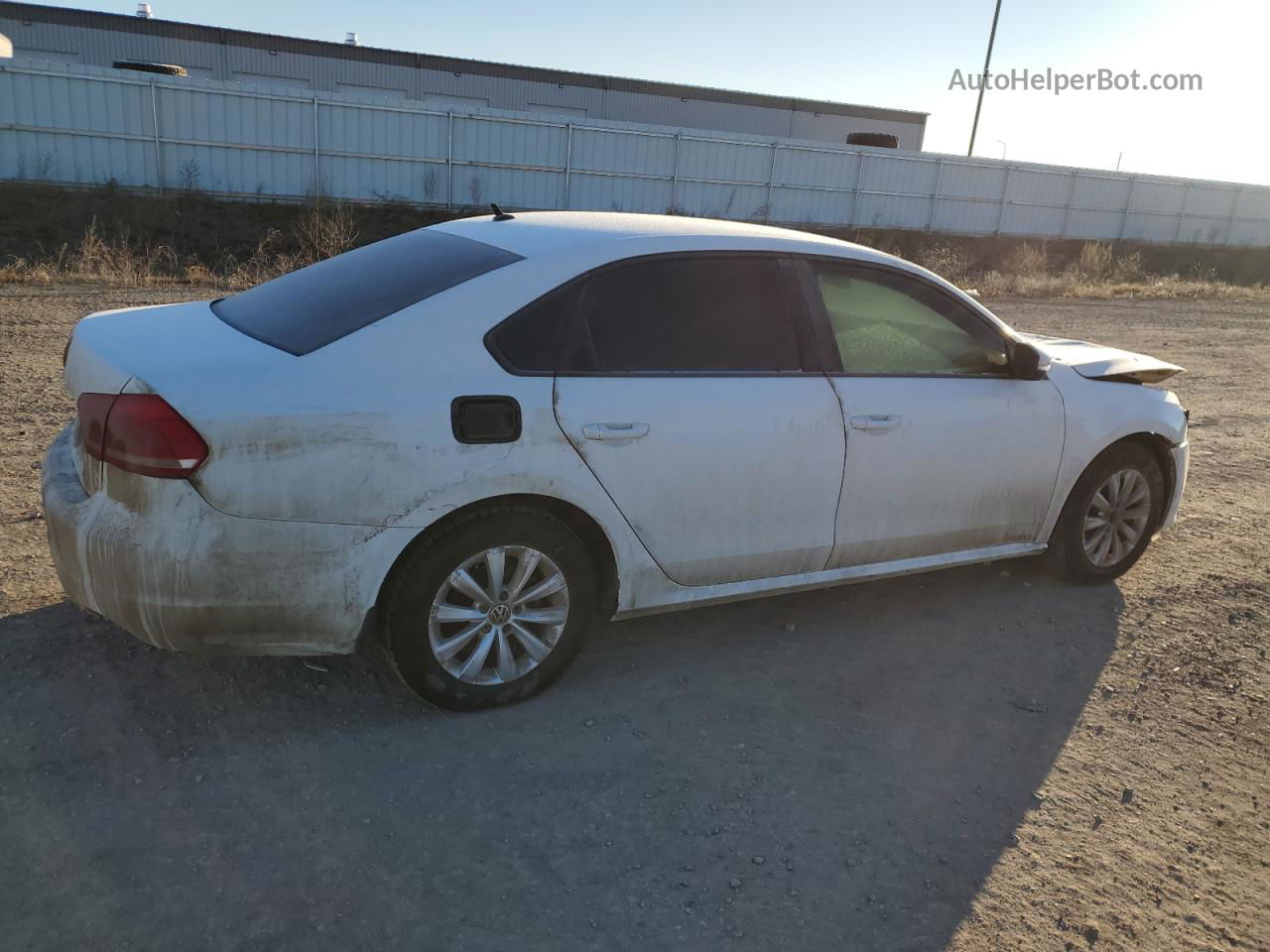 2013 Volkswagen Passat S White vin: 1VWAP7A31DC016758