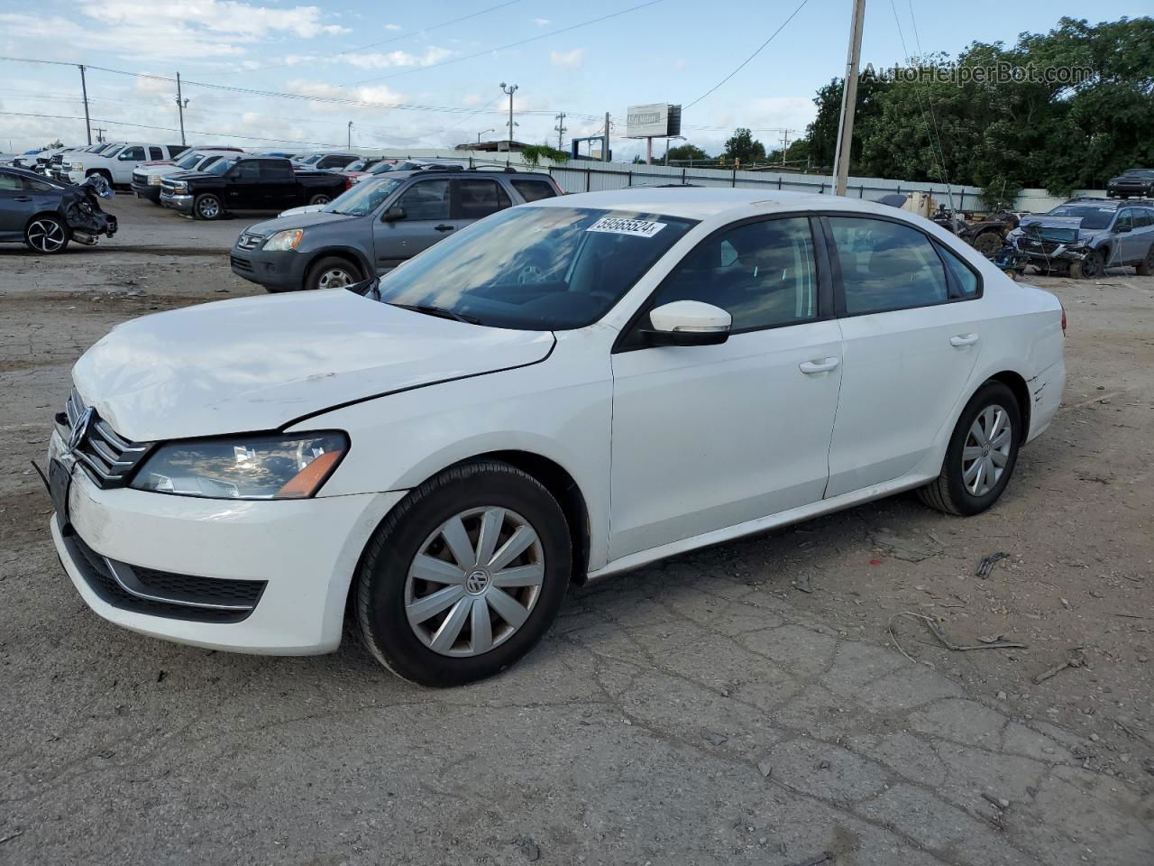 2013 Volkswagen Passat S White vin: 1VWAP7A31DC131537