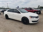 2013 Volkswagen Passat S Белый vin: 1VWAP7A32DC138576