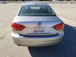 2013 Volkswagen Passat S Серебряный vin: 1VWAP7A33DC048496