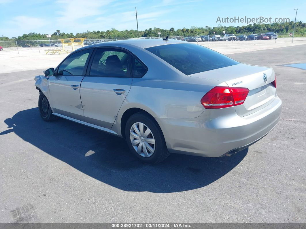 2012 Volkswagen Passat 2.5l S Silver vin: 1VWAP7A34CC017577