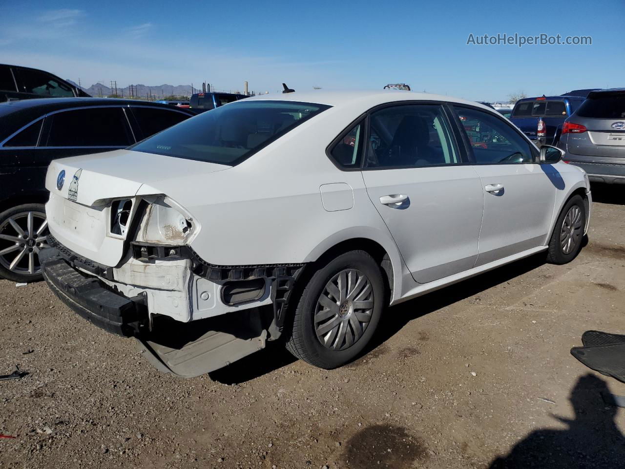 2012 Volkswagen Passat S White vin: 1VWAP7A34CC030944