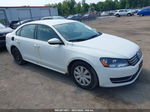 2012 Volkswagen Passat 2.5l S Белый vin: 1VWAP7A34CC063748