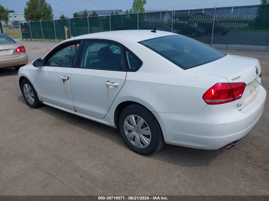 2012 Volkswagen Passat 2.5l S Белый vin: 1VWAP7A34CC063748