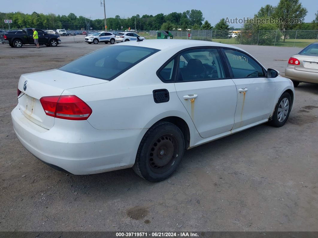 2012 Volkswagen Passat 2.5l S White vin: 1VWAP7A34CC063748