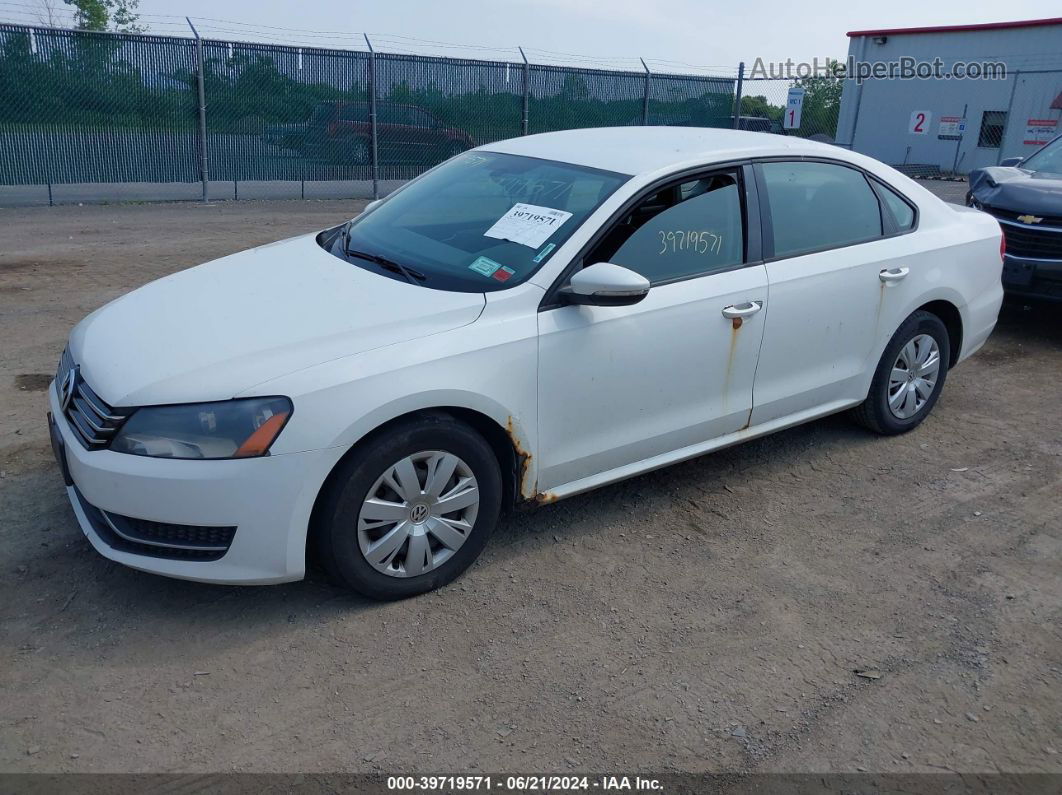 2012 Volkswagen Passat 2.5l S White vin: 1VWAP7A34CC063748