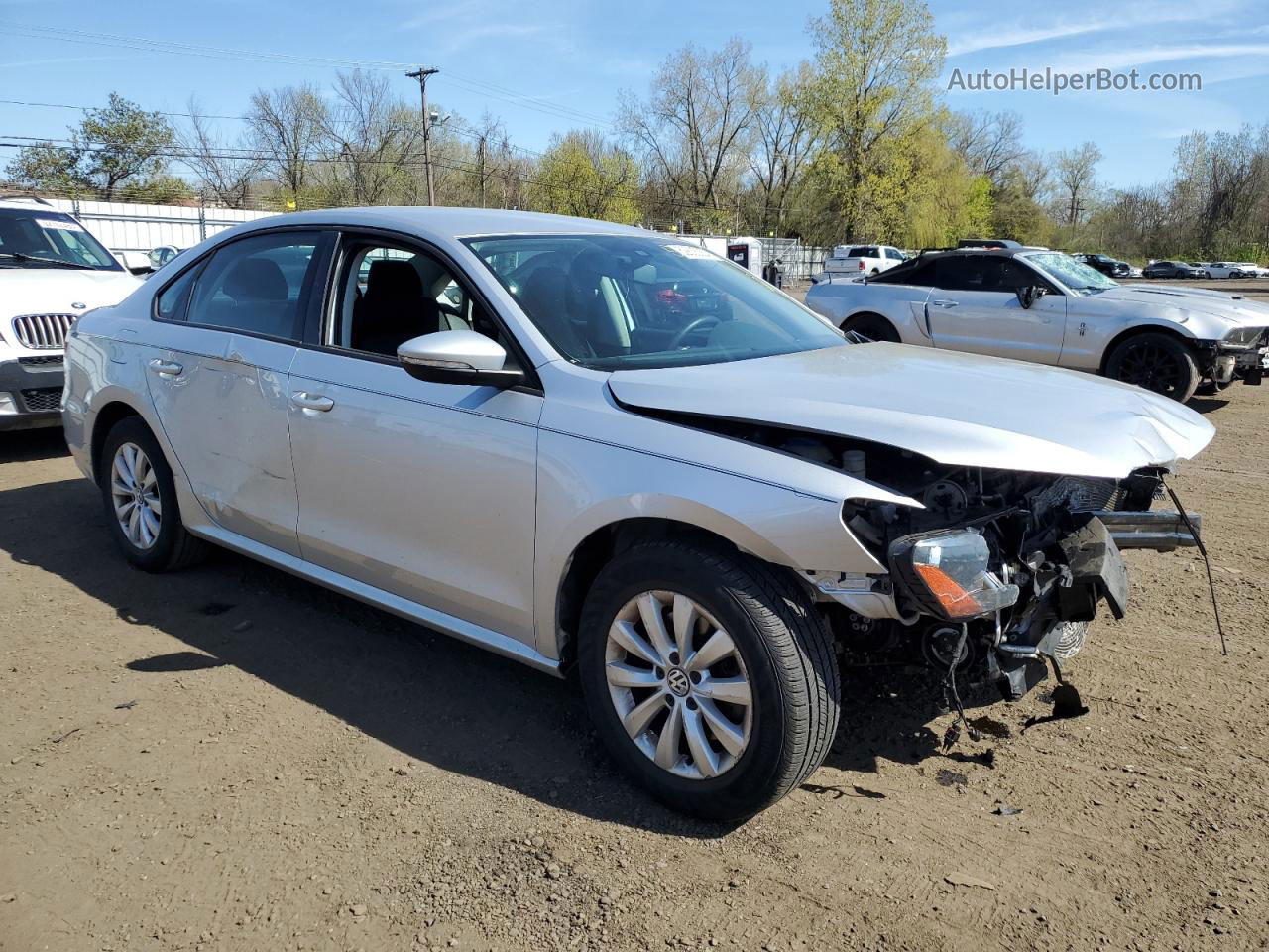 2012 Volkswagen Passat S Silver vin: 1VWAP7A35CC007981