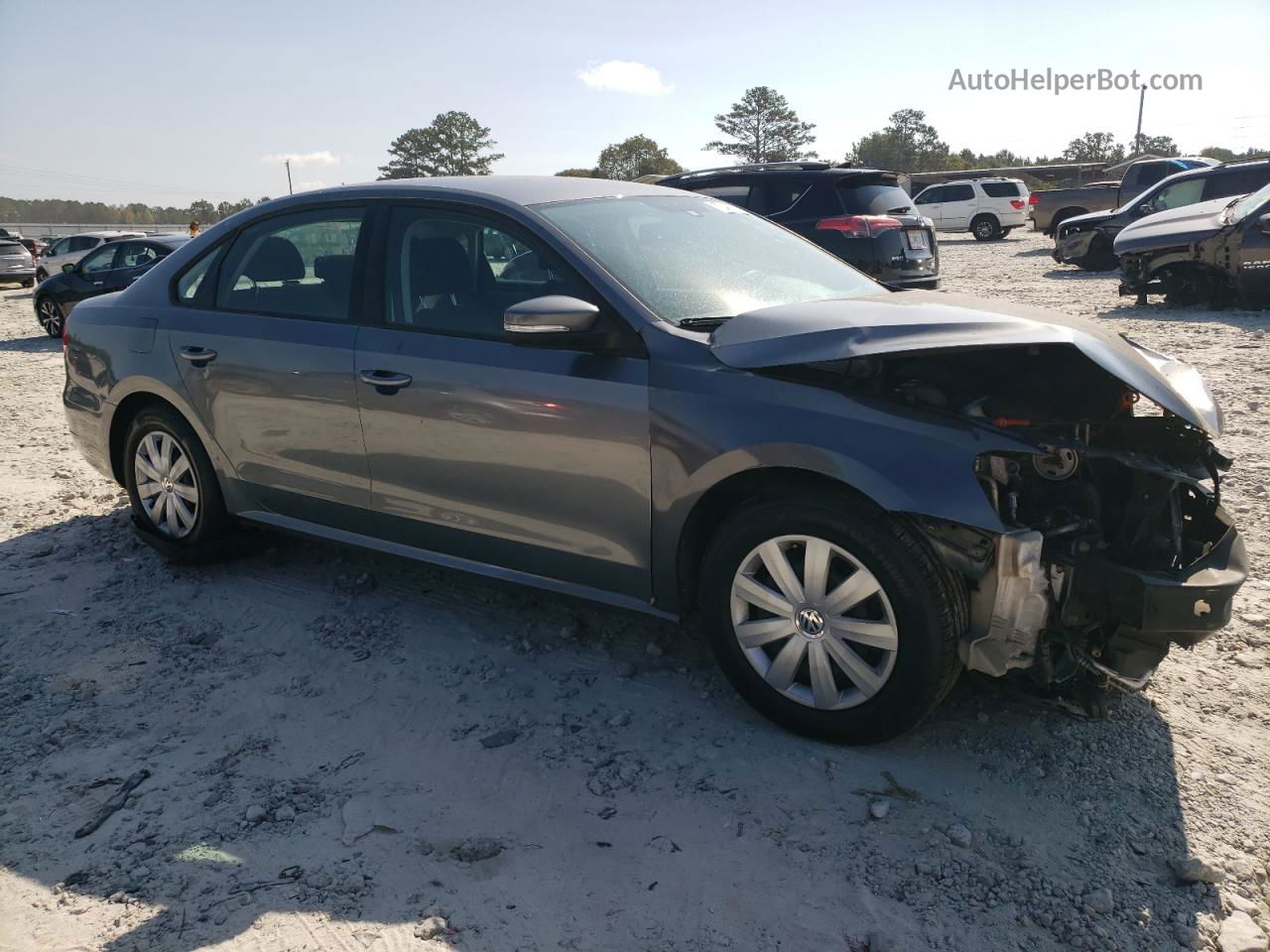 2013 Volkswagen Passat S Silver vin: 1VWAP7A35DC030520