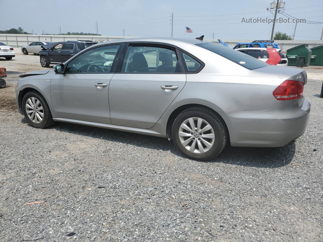 2013 Volkswagen Passat S Silver vin: 1VWAP7A35DC140337