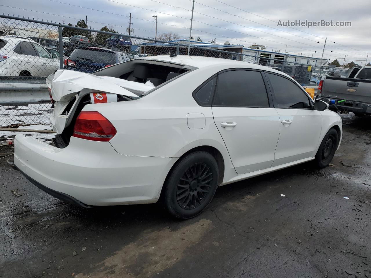 2012 Volkswagen Passat S White vin: 1VWAP7A36CC065940