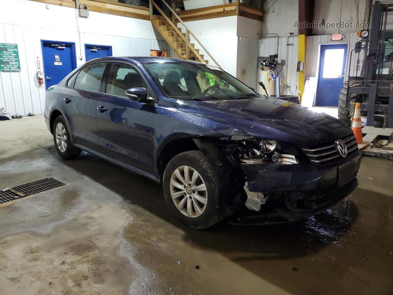 2012 Volkswagen Passat S Blue vin: 1VWAP7A38CC096140