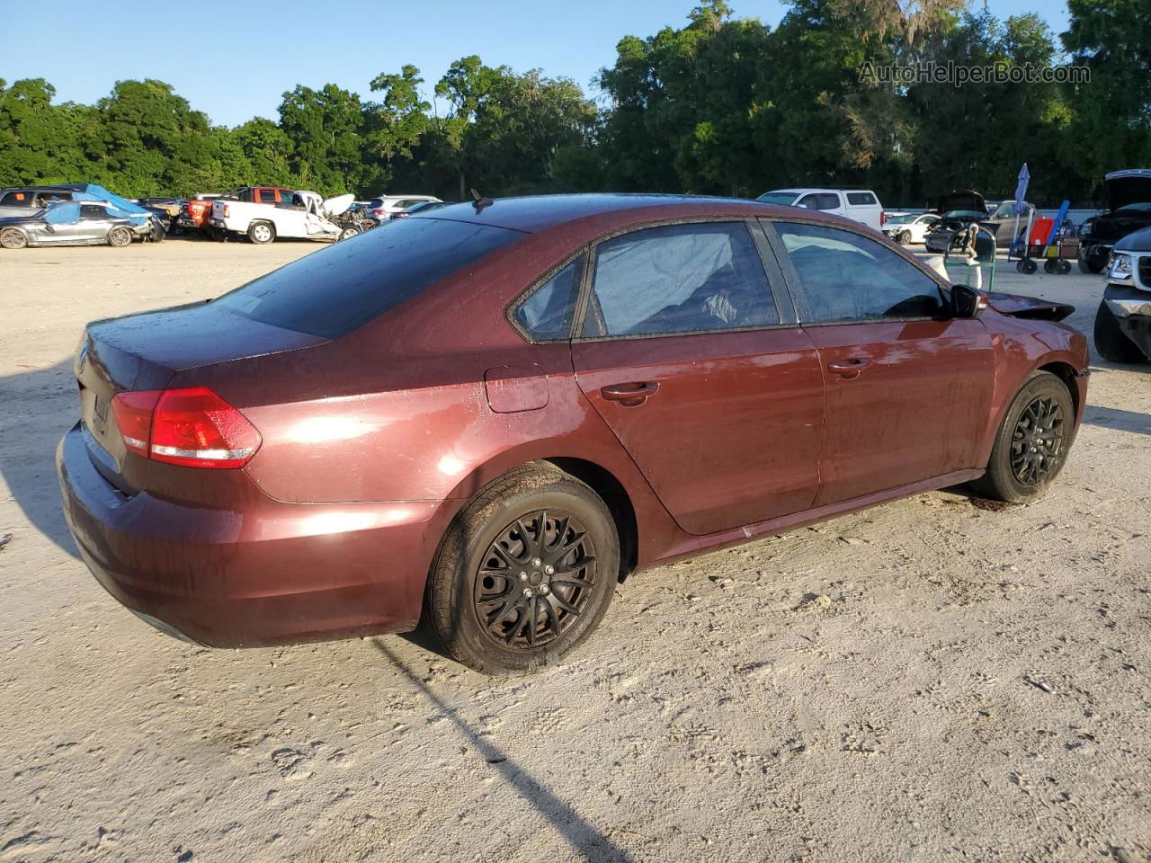 2013 Volkswagen Passat S Burgundy vin: 1VWAP7A39DC127963