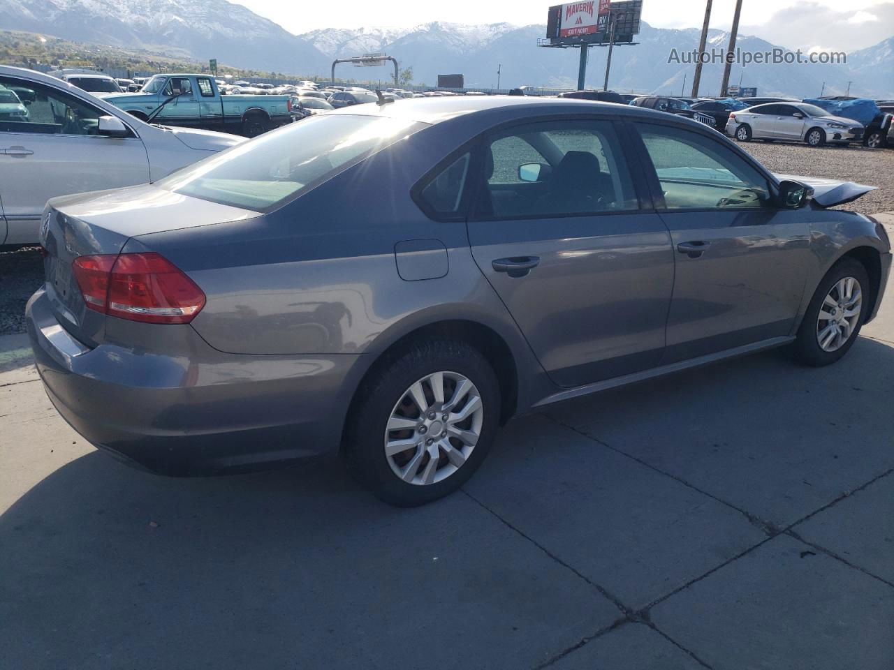 2013 Volkswagen Passat S Gray vin: 1VWAP7A3XDC034689