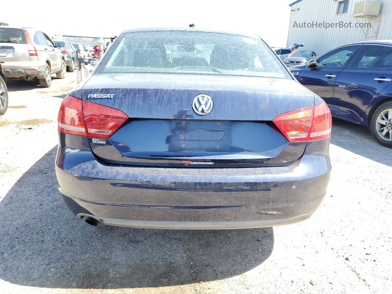 2014 Volkswagen Passat S Blue vin: 1VWAP7A3XEC012872