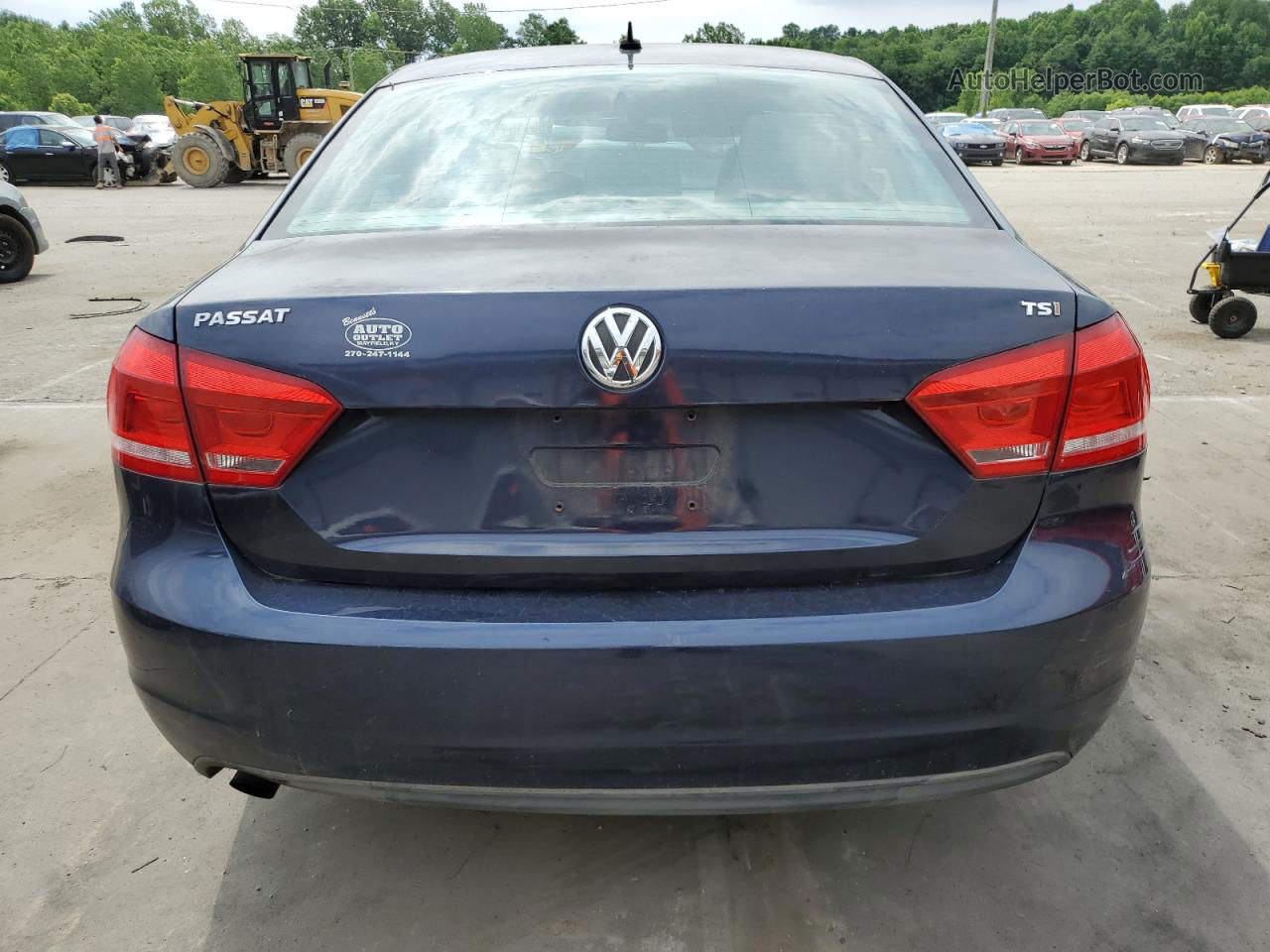 2014 Volkswagen Passat S Синий vin: 1VWAS7A30EC100750