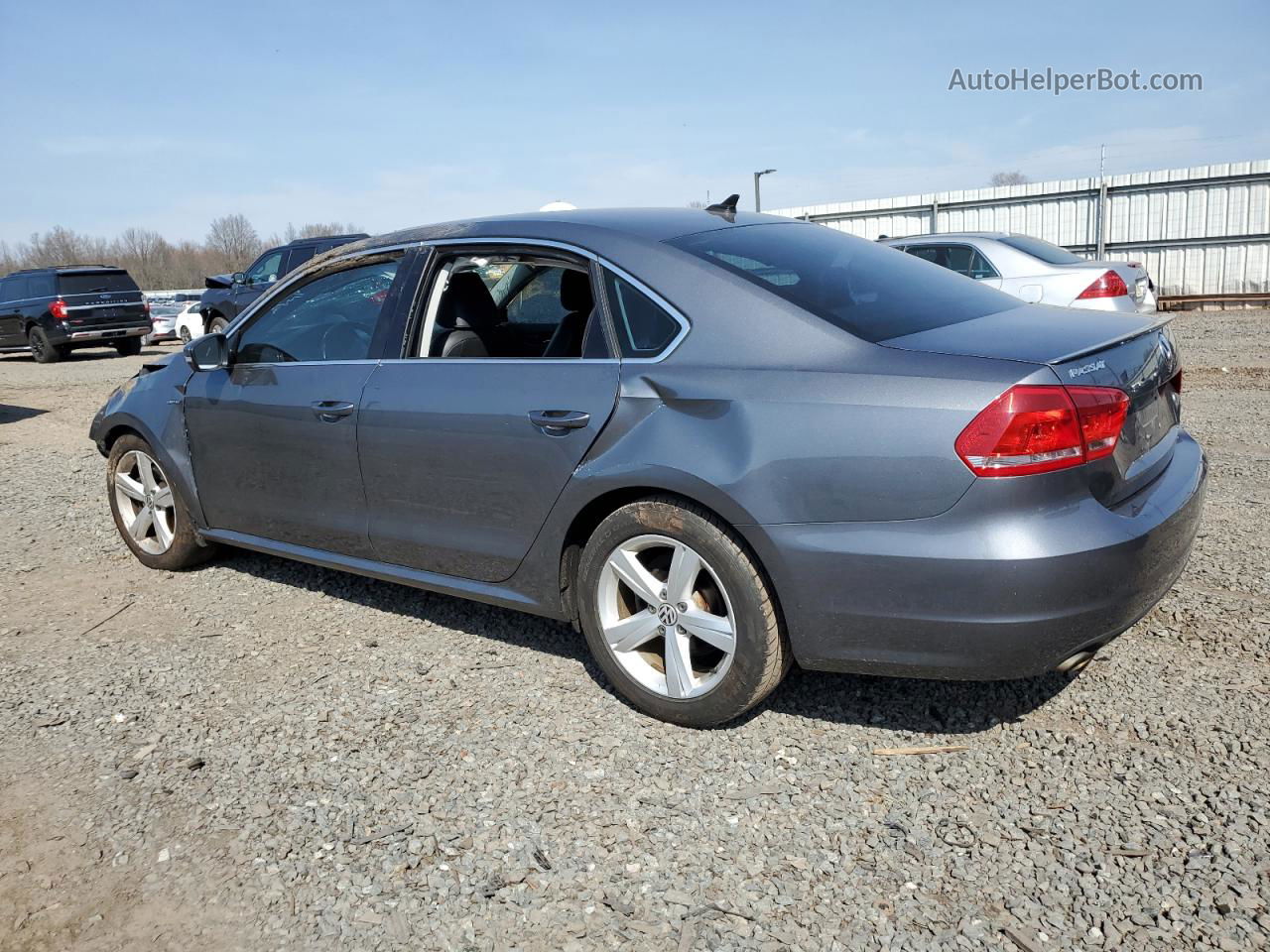 2015 Volkswagen Passat S Gray vin: 1VWAS7A30FC100037