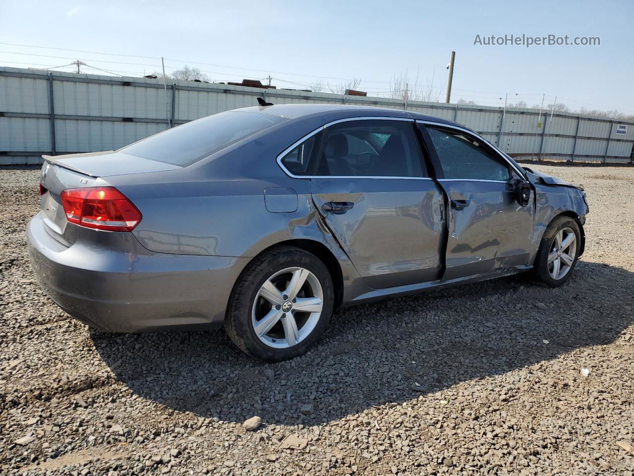 2015 Volkswagen Passat S Gray vin: 1VWAS7A30FC100037