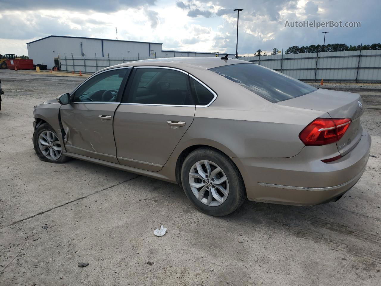 2016 Volkswagen Passat S Beige vin: 1VWAS7A30GC011893