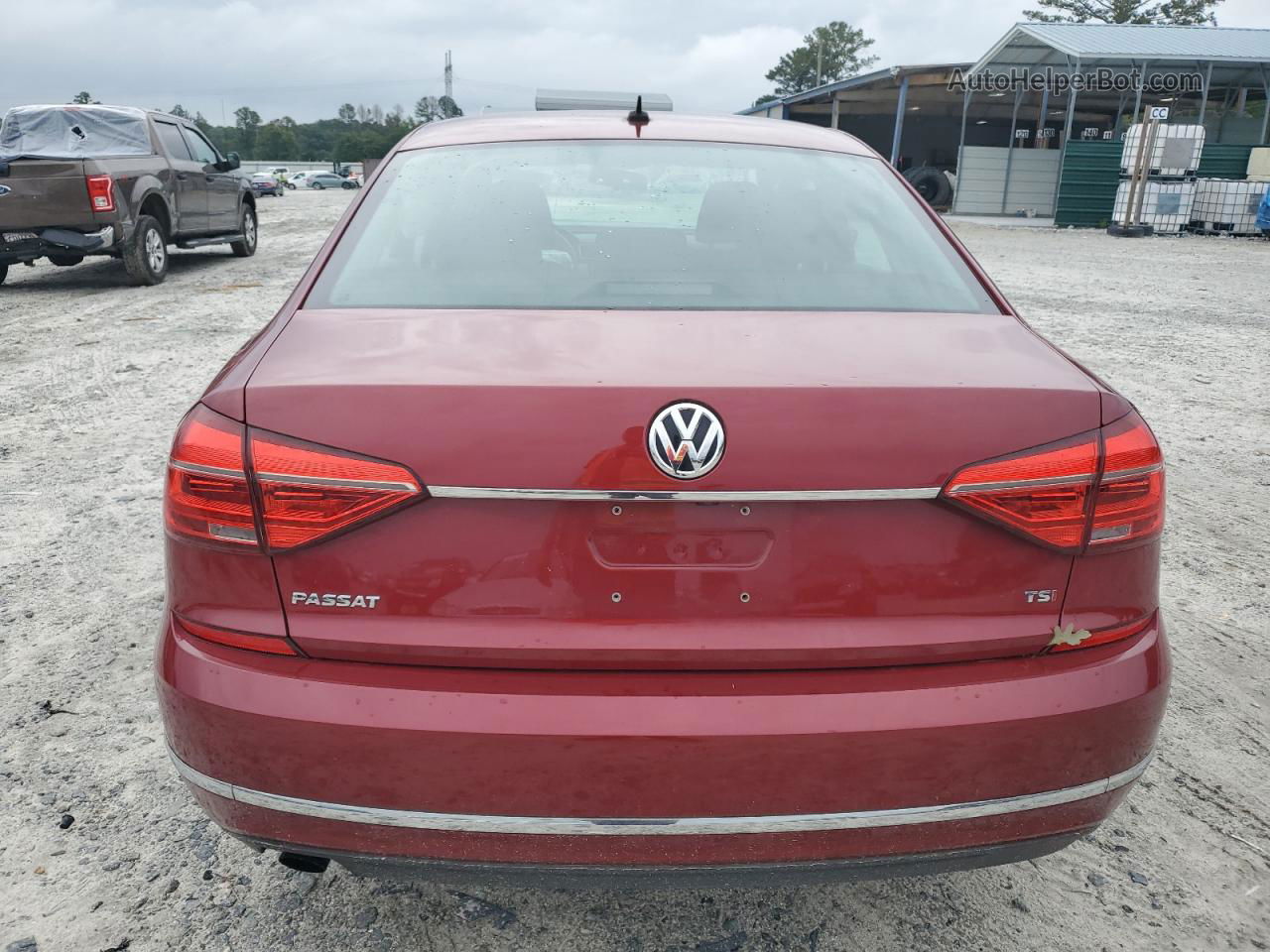 2016 Volkswagen Passat S Red vin: 1VWAS7A30GC023106