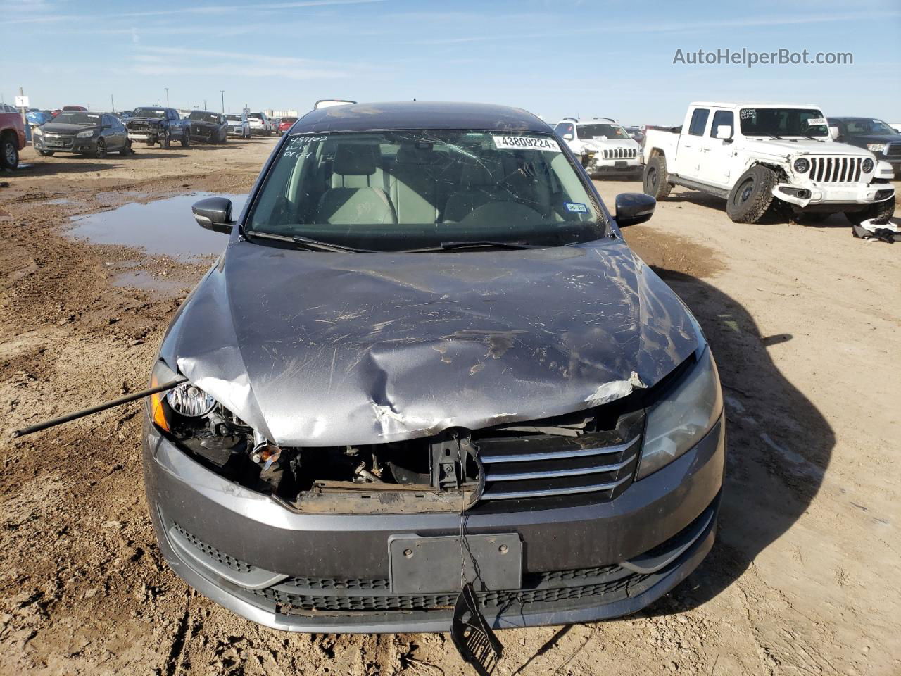 2014 Volkswagen Passat S Серый vin: 1VWAS7A31EC024519