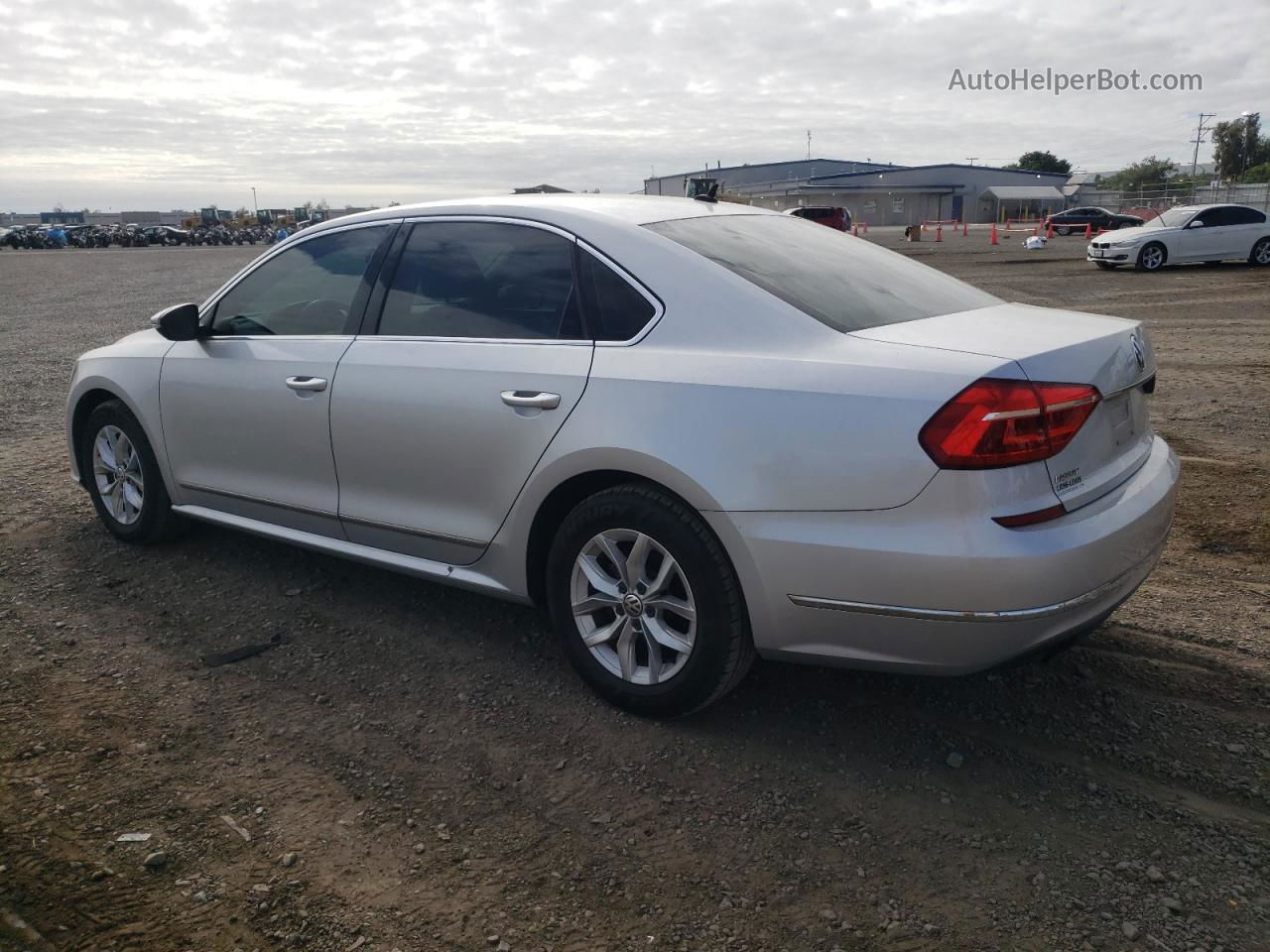 2016 Volkswagen Passat S Silver vin: 1VWAS7A31GC043221