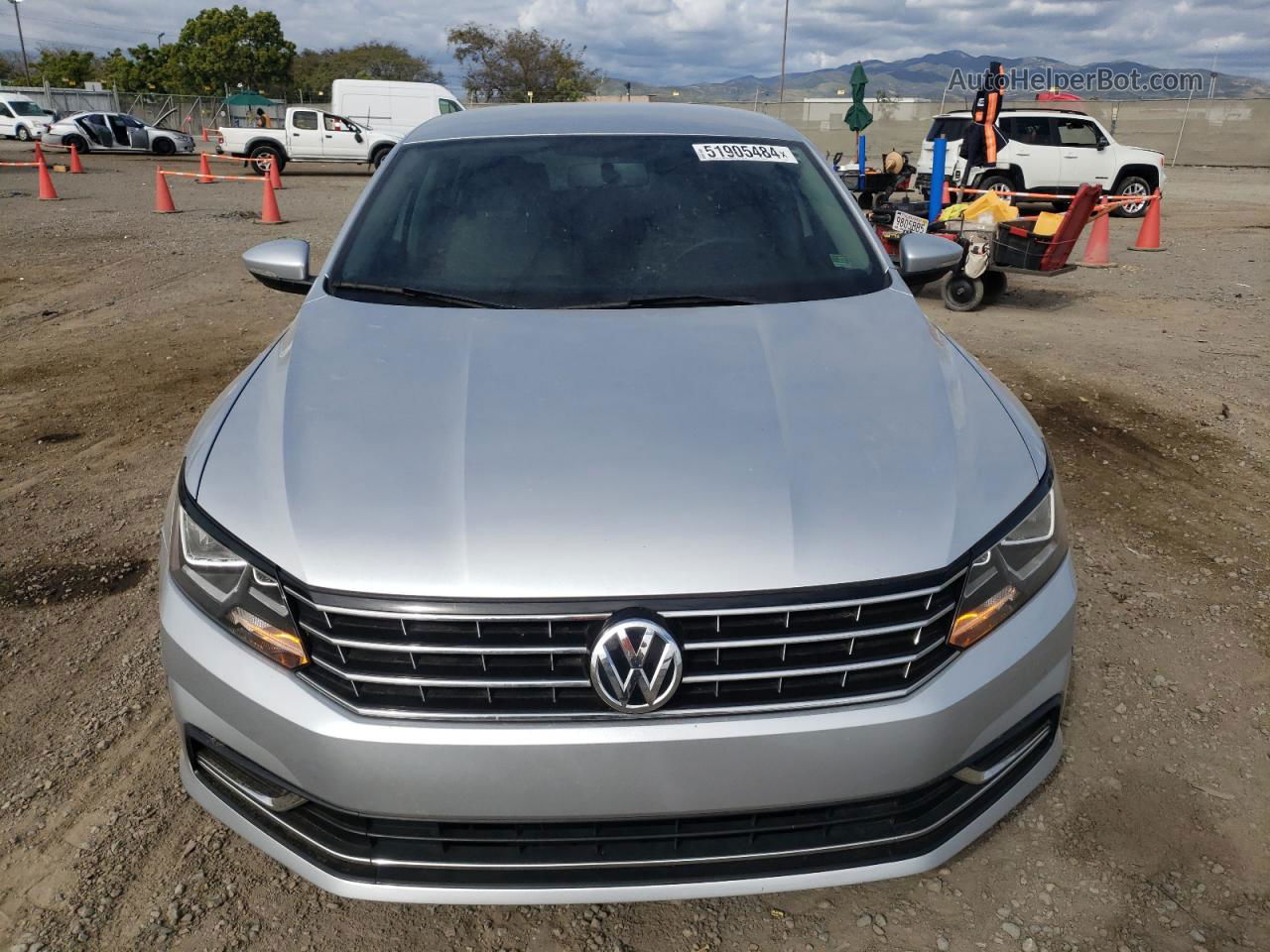 2016 Volkswagen Passat S Silver vin: 1VWAS7A31GC043221