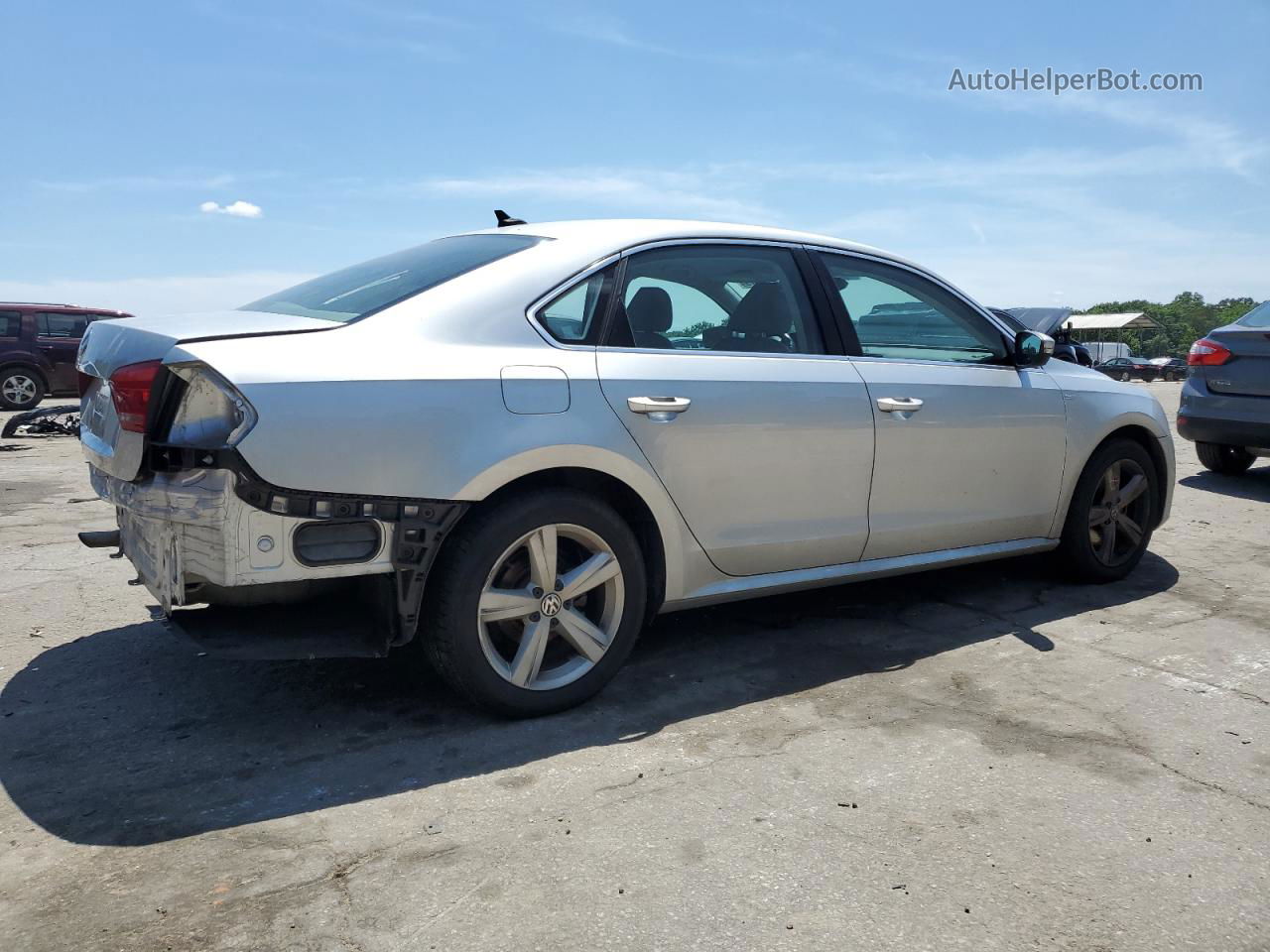 2014 Volkswagen Passat S Silver vin: 1VWAS7A32EC036565