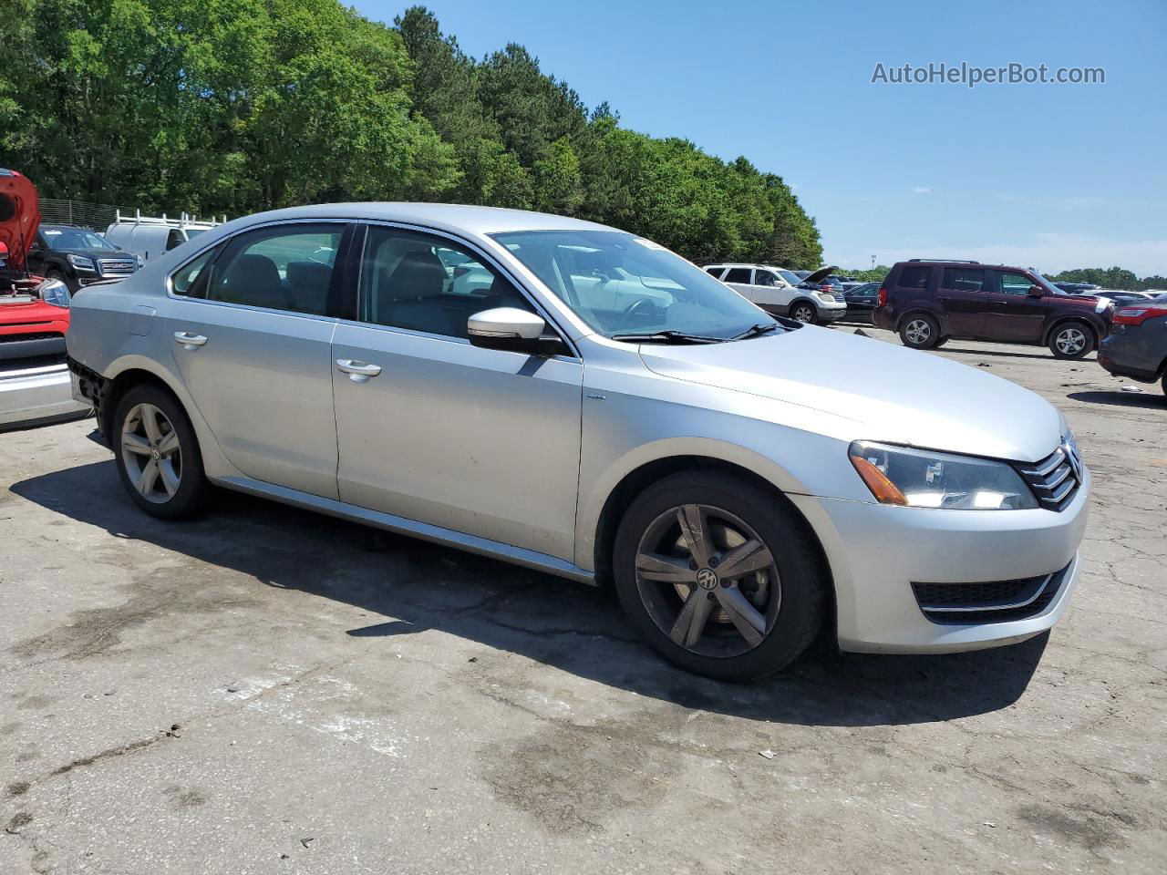 2014 Volkswagen Passat S Silver vin: 1VWAS7A32EC036565