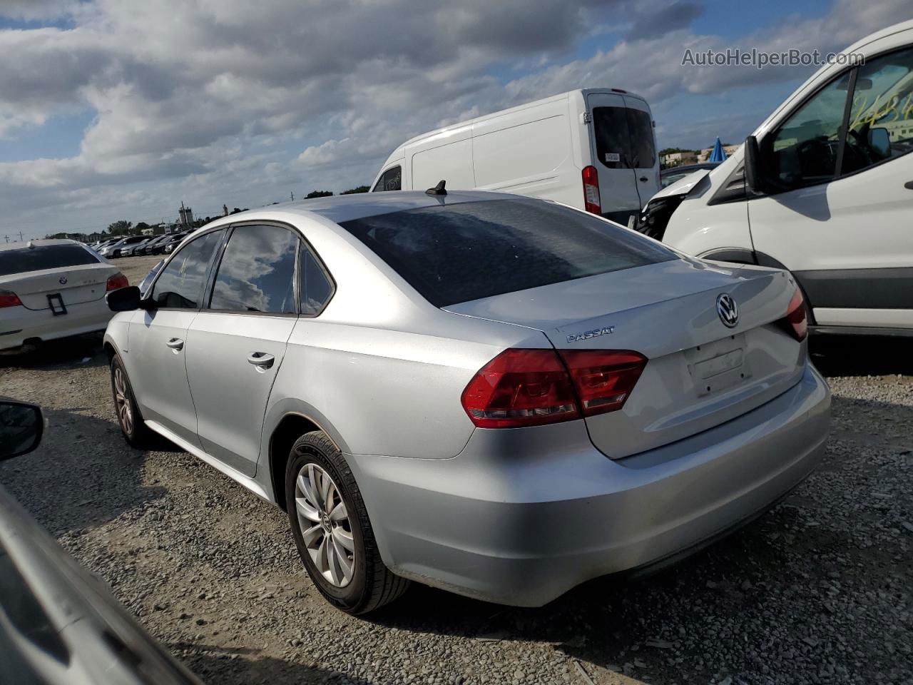 2014 Volkswagen Passat S Silver vin: 1VWAS7A32EC117453