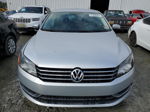 2015 Volkswagen Passat S Серебряный vin: 1VWAS7A32FC015412