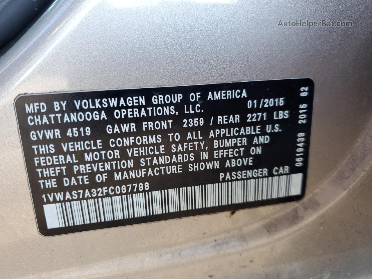 2015 Volkswagen Passat S Gold vin: 1VWAS7A32FC067798