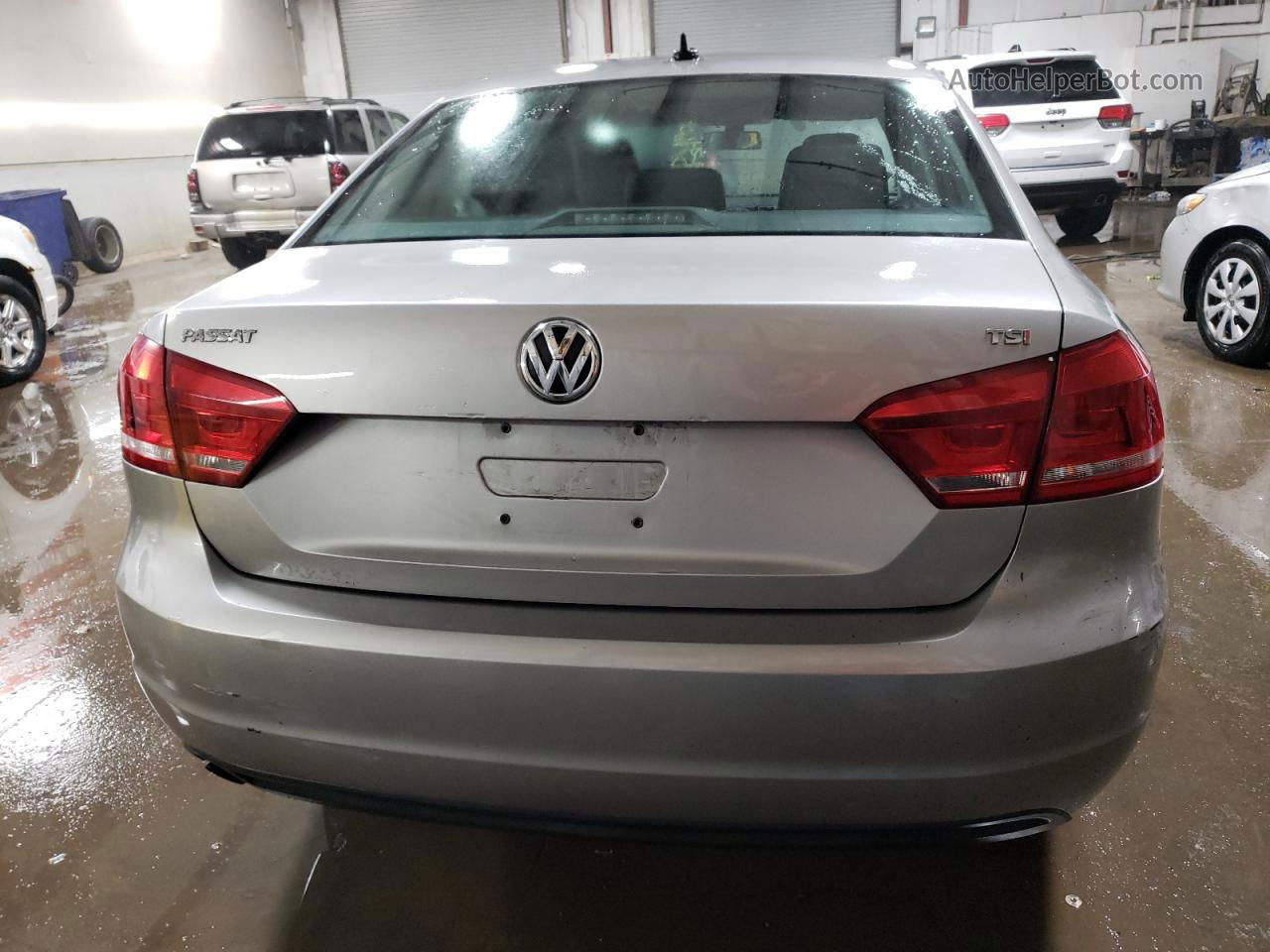 2014 Volkswagen Passat S Silver vin: 1VWAS7A33EC066870