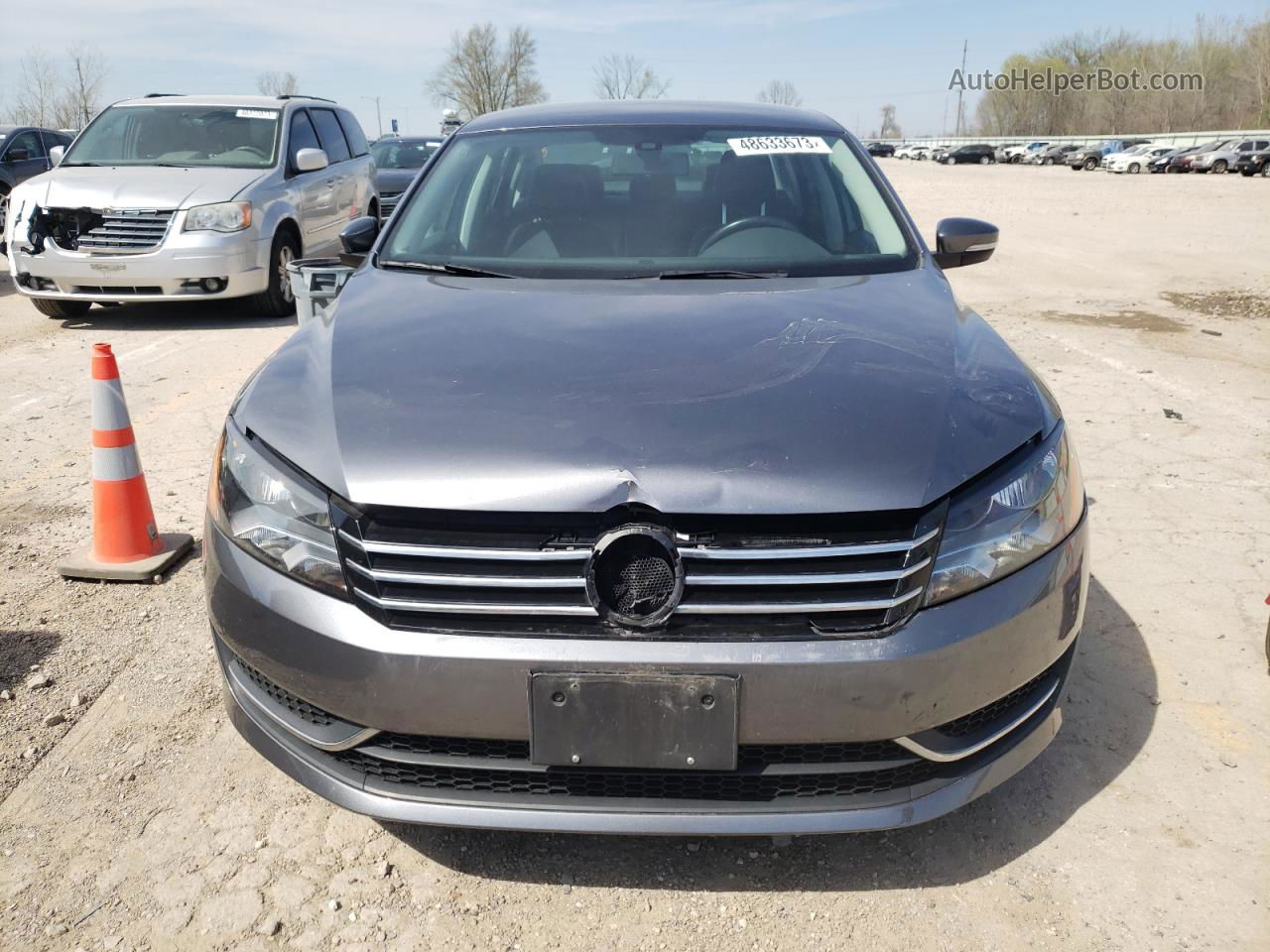 2015 Volkswagen Passat S Серый vin: 1VWAS7A33FC025270